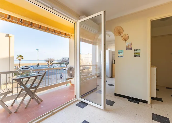 Les Jacinthes - Spacious Sea View Apartment Port-la-Nouvelle