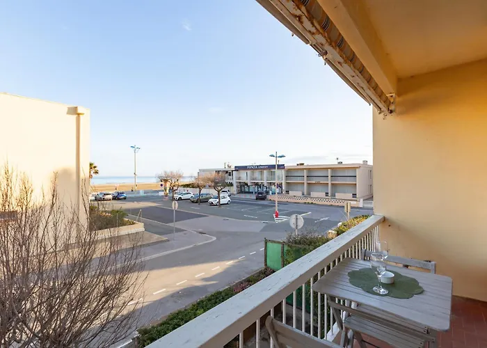 Apartment Les Jacinthes - Spacious Sea View