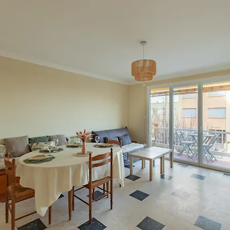 Les Jacinthes - Spacious Sea View Apartment Port-la-Nouvelle